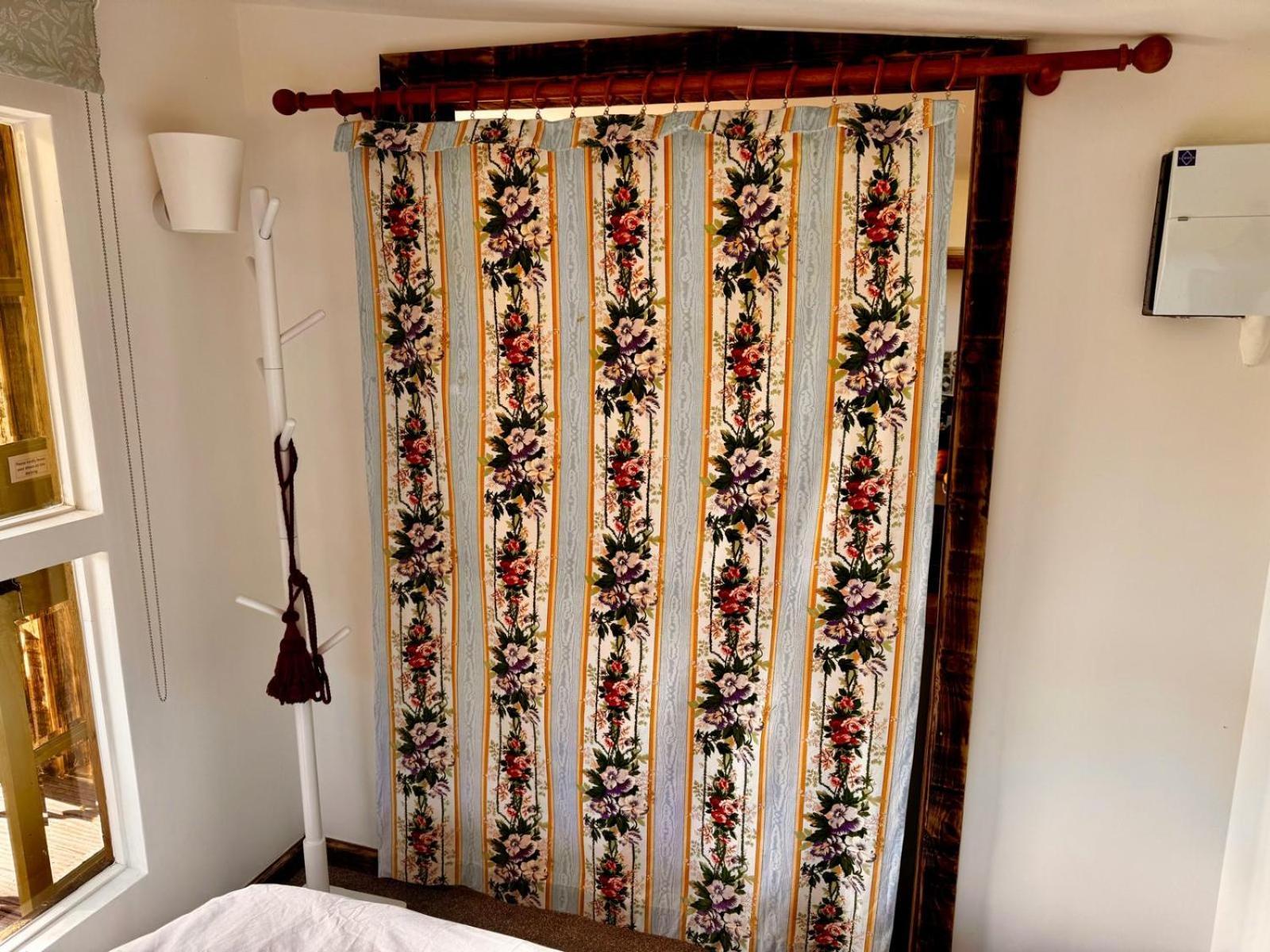 Hollamoor Farm Bed & Breakfast Barnstaple Bilik gambar